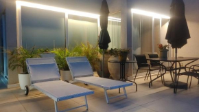 Отель ATTICO SUL PORTO DI CATANIA E VISTA VULCANO, Катания